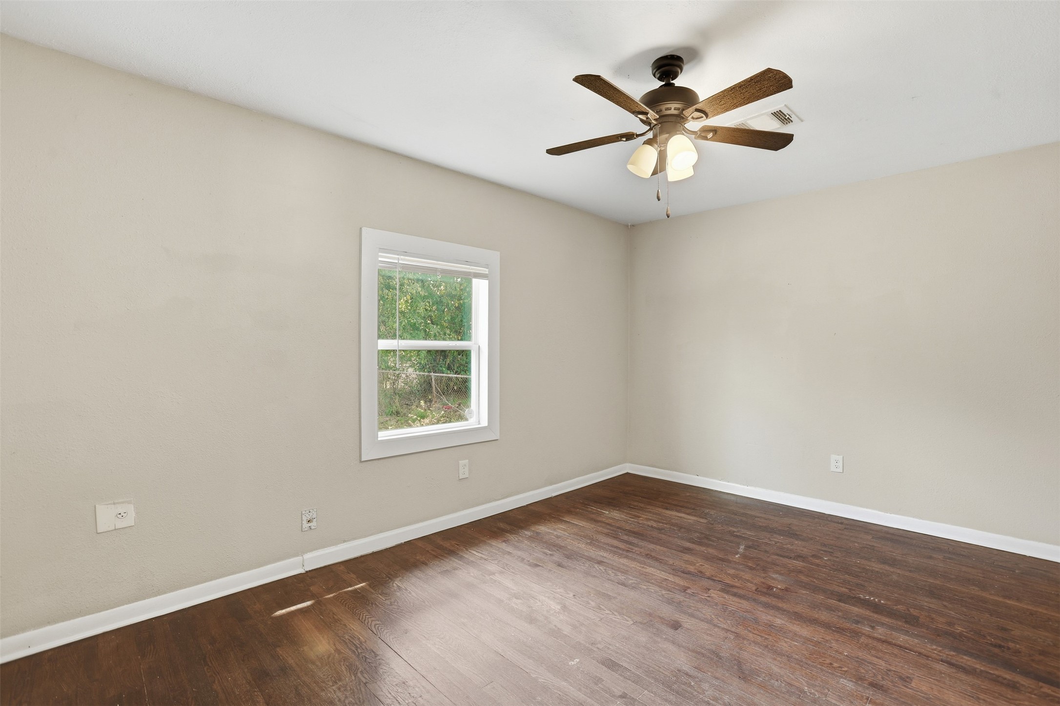 Houston Condo: 7301 Conley Street