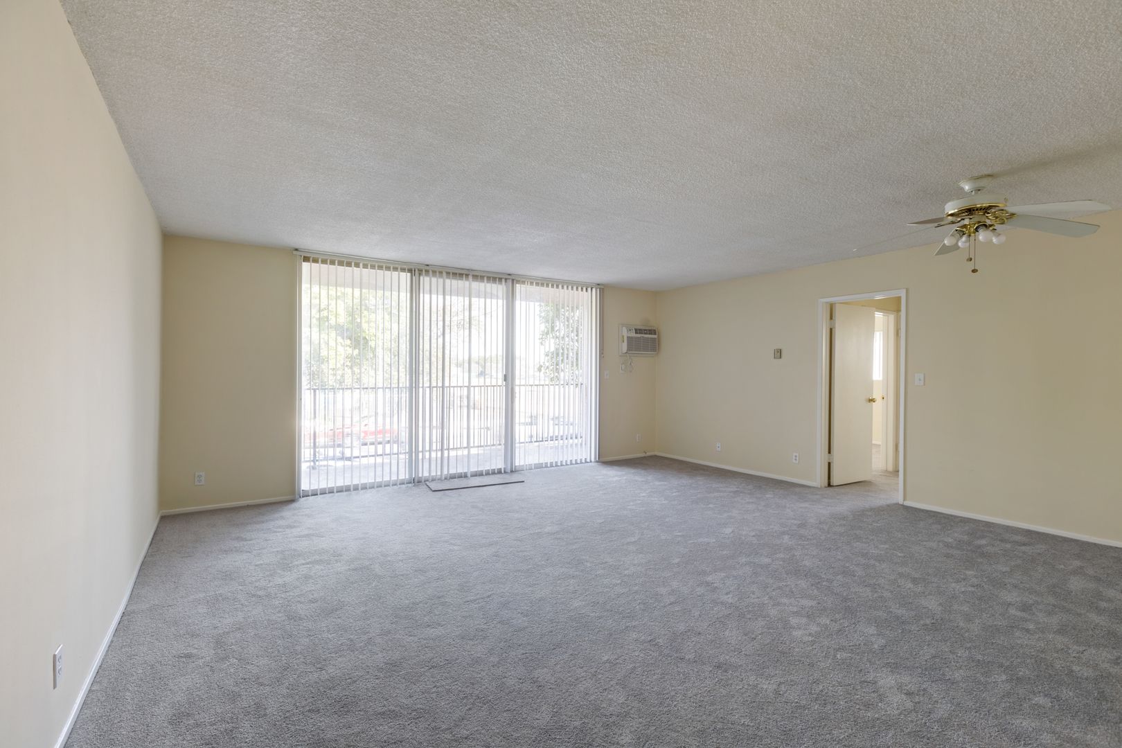 Northridge Condo: 8421 Lindley Ave.