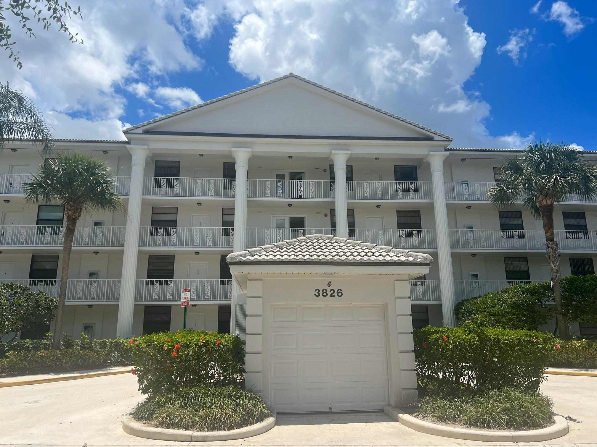 West Palm Beach Condo: 3826 Whitehall Drive