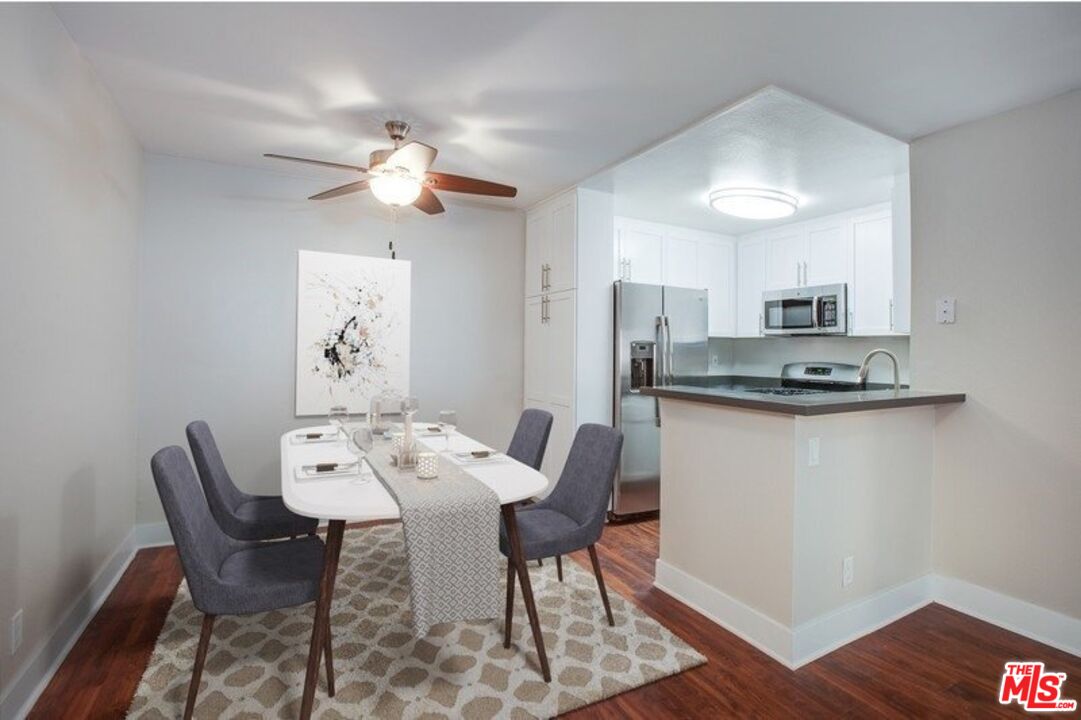 Calabasas Condo: 5922 Las Virgenes Road