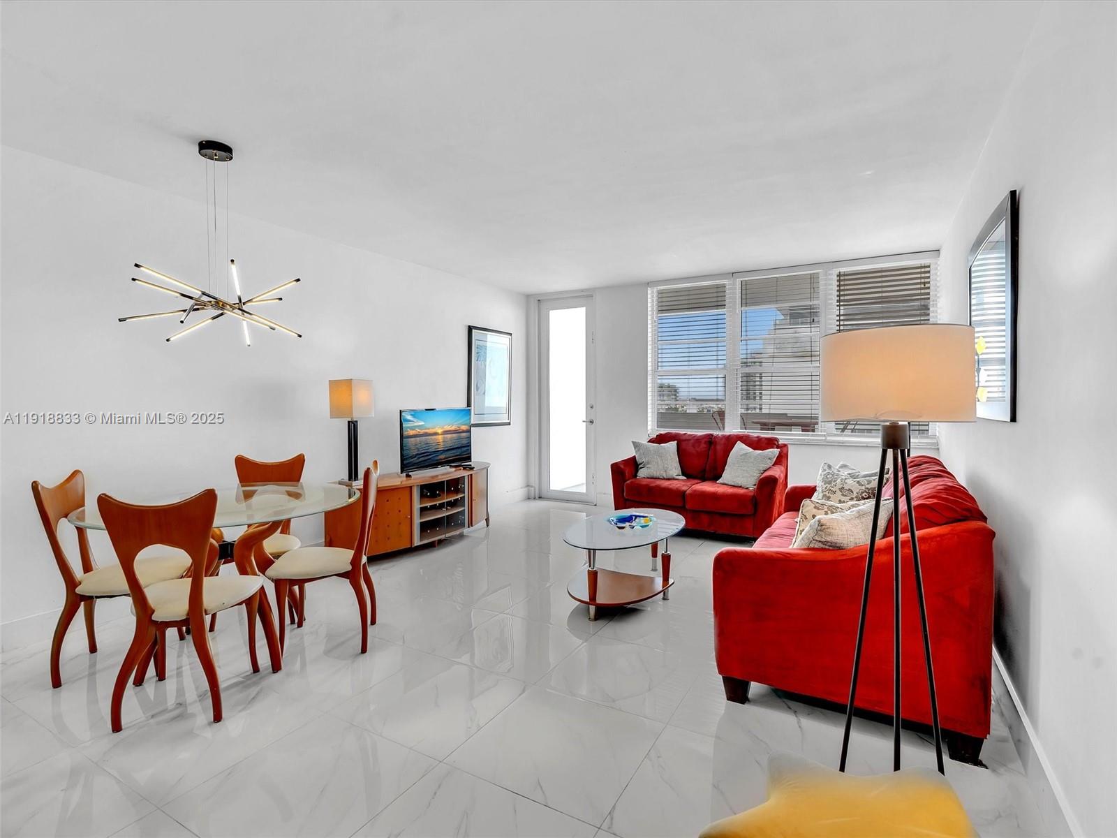 Miami Beach Condo: 100 Lincoln Road