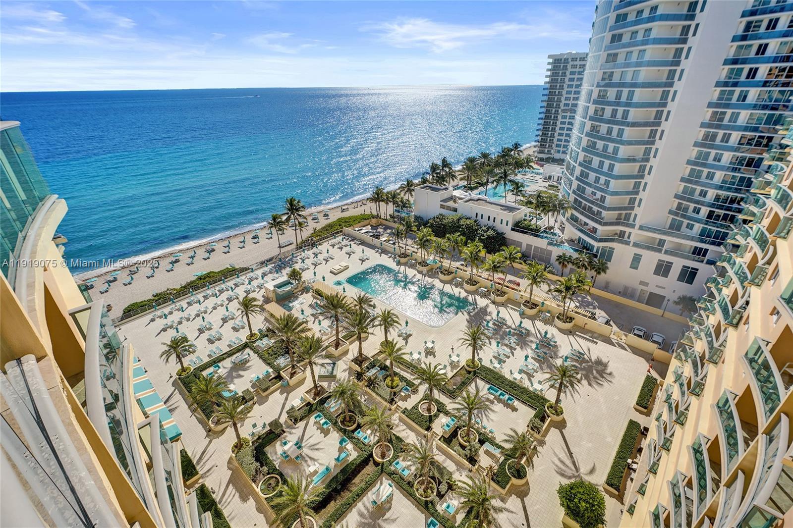 Hollywood Condo: 2501 South Ocean Drive