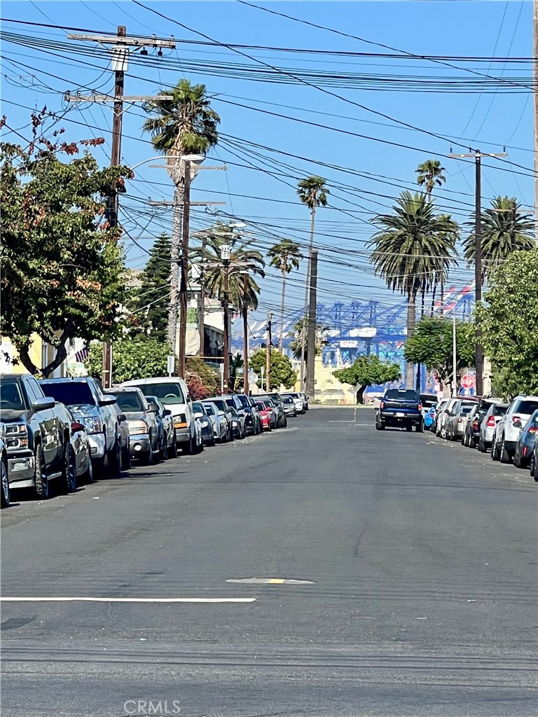 San Pedro Condo: 355 West 14th Street