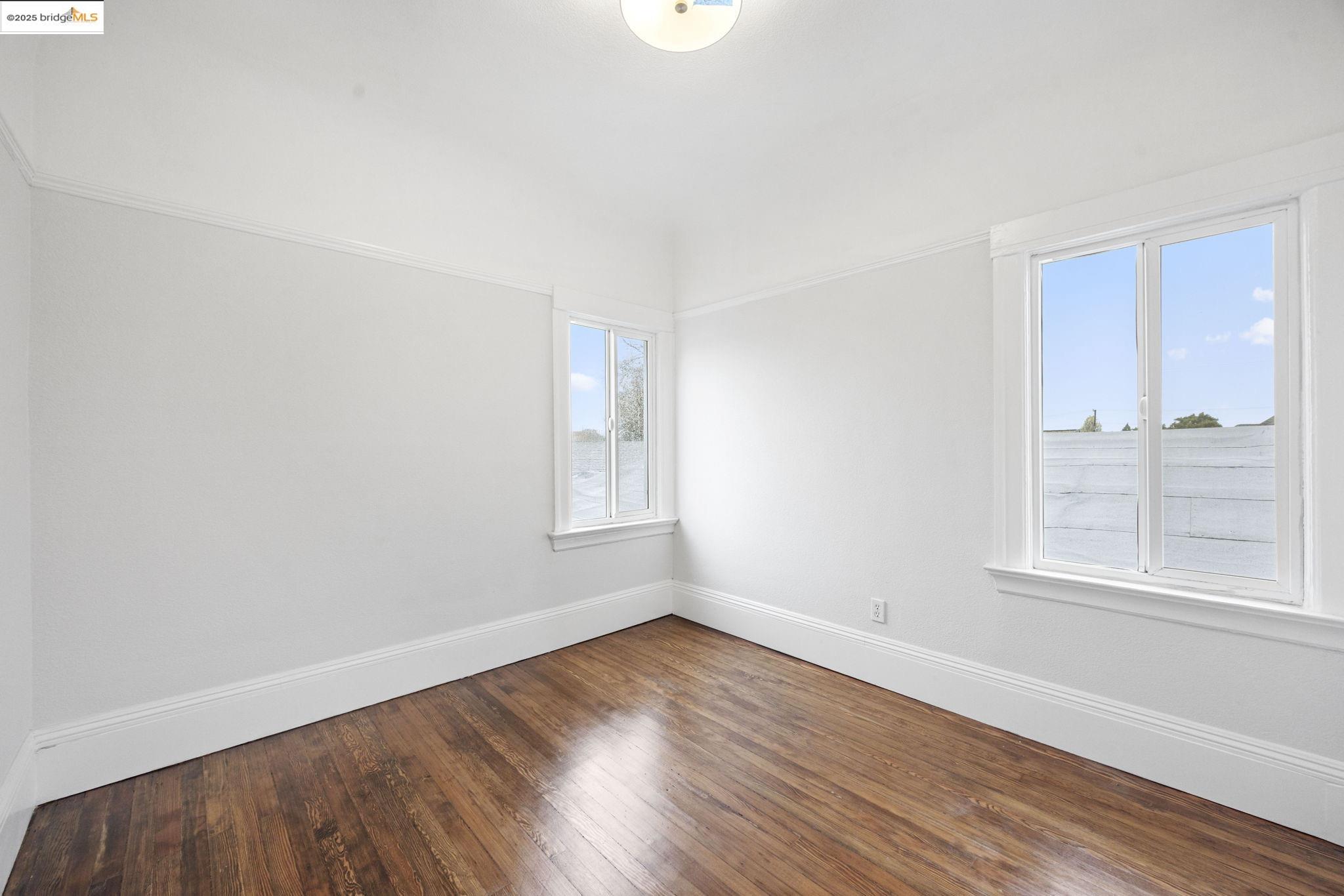 Oakland Condo: 685 37th Street
