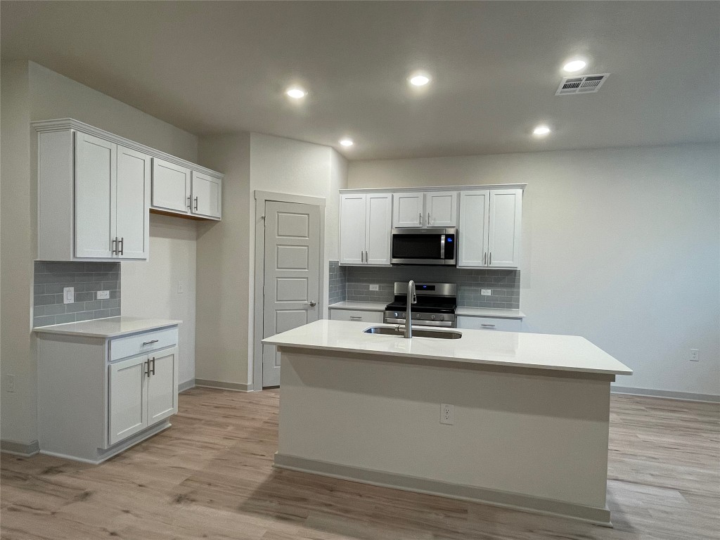 Pflugerville Condo: 13900 Zuhause Drive