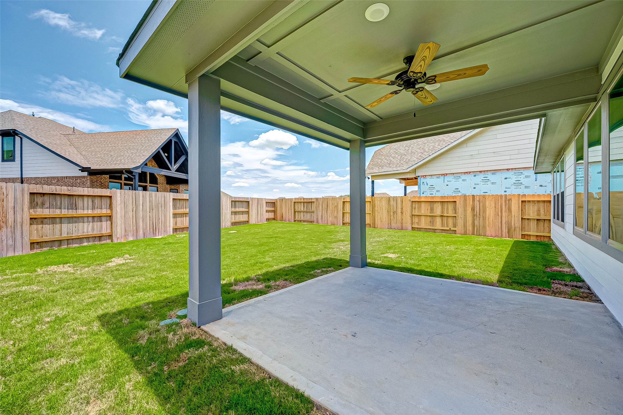 Richmond Condo: 24010 Barnett Overlook