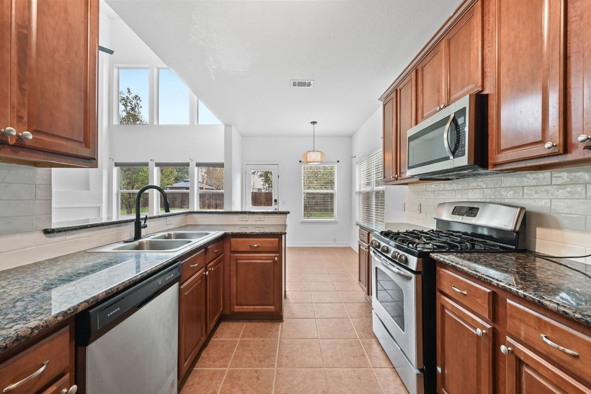 Pflugerville Condo: 20825 Penny Royal Drive