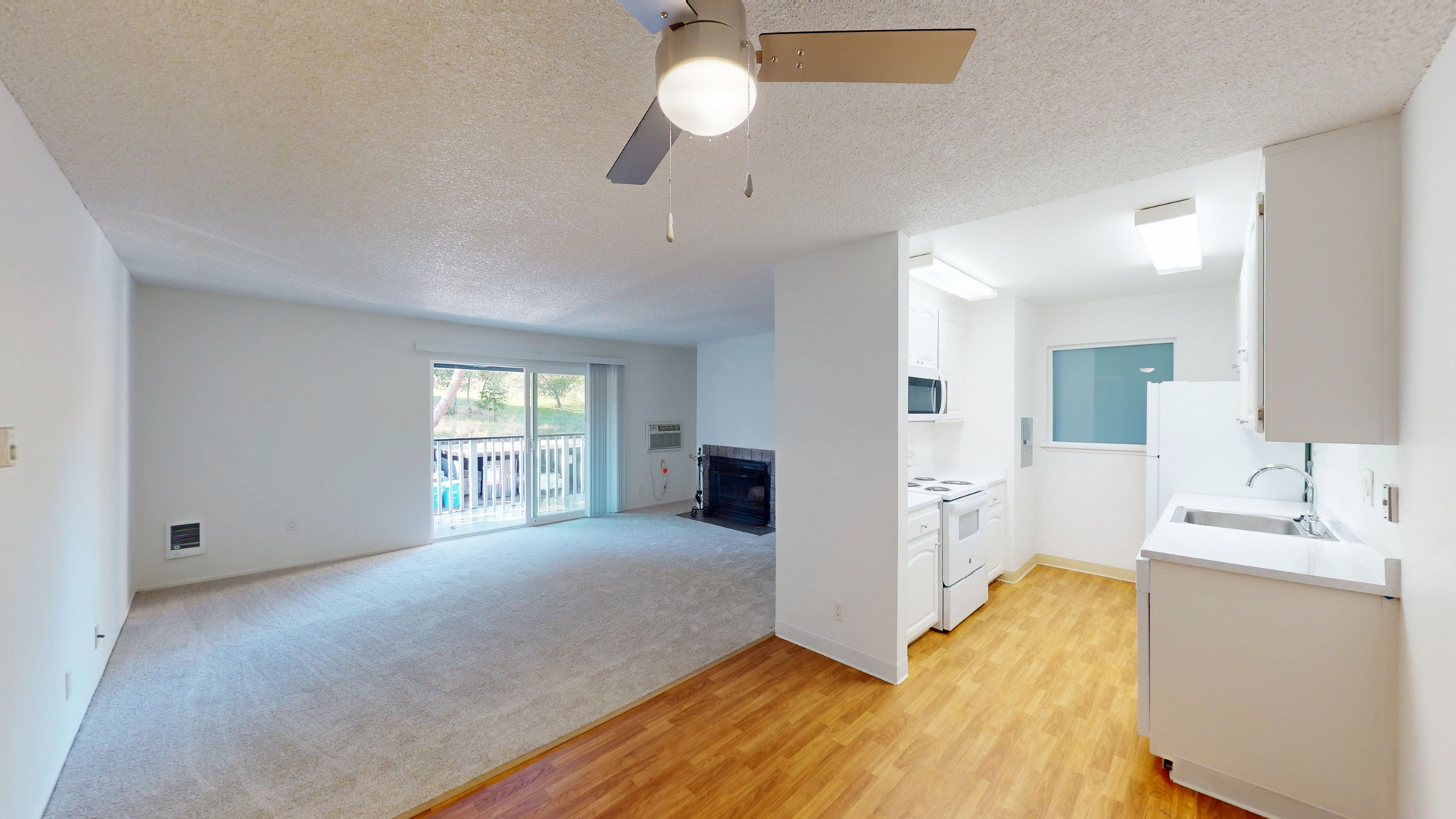 Novato Condo: 445 Ignacio Blvd