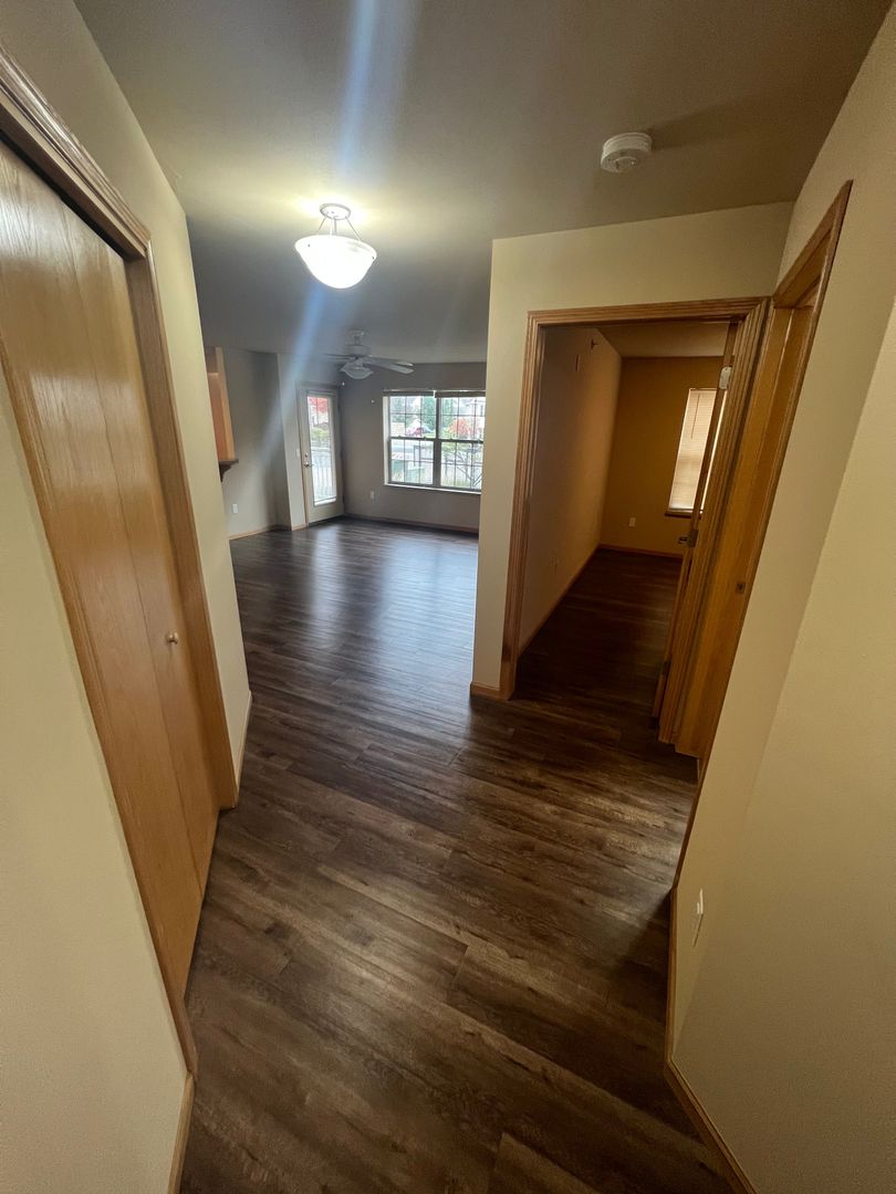 Sun Prairie Apartment: 188 Cannery Pl