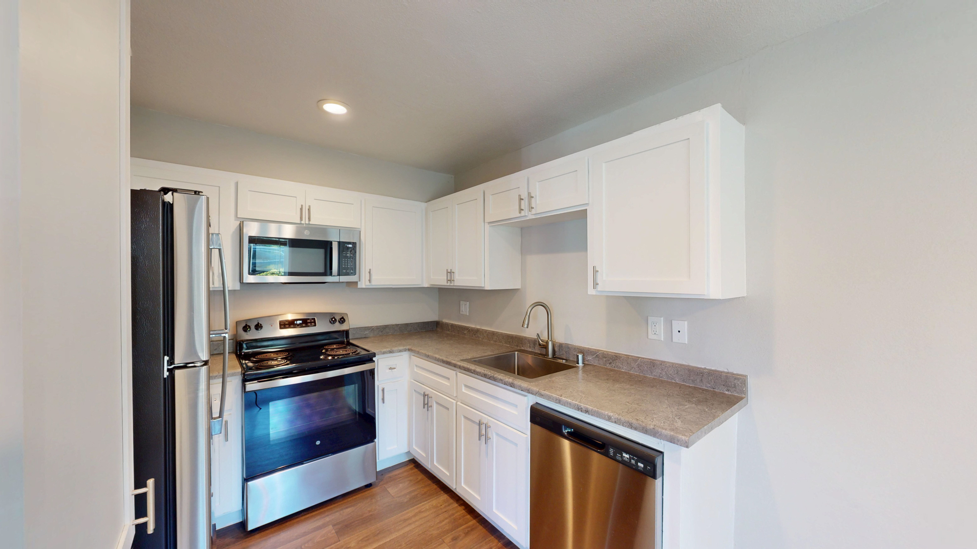 Novato Townhome: 380 Alameda del Prado