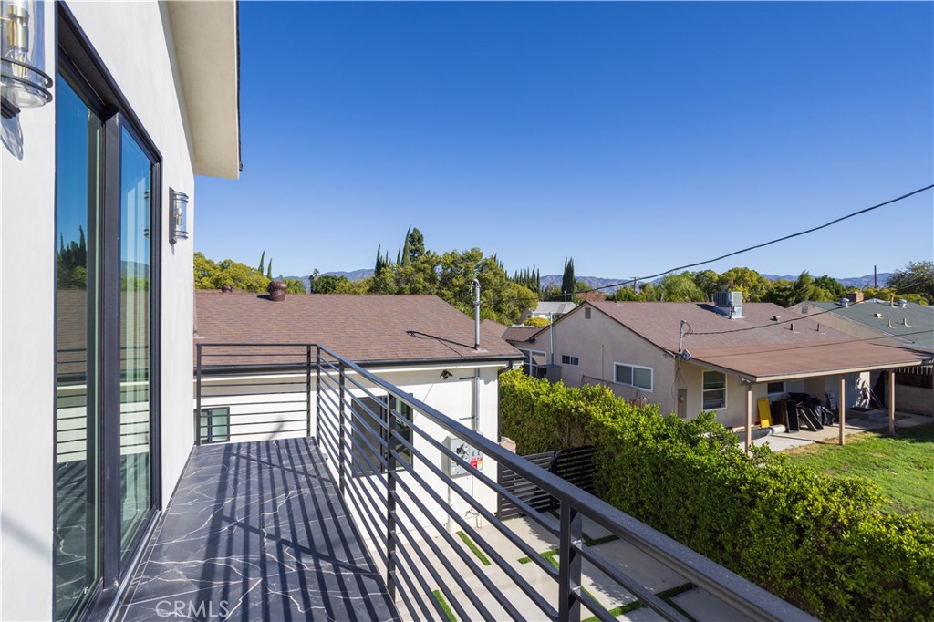 Mission Hills Condo: 14926 Septo Street