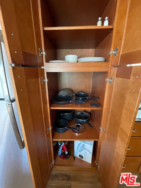 Santa Monica Condo: 1141 1/2 24th Street