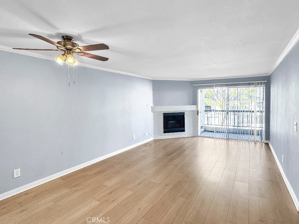 Woodland Hills Condo: 5500 Owensmouth Avenue