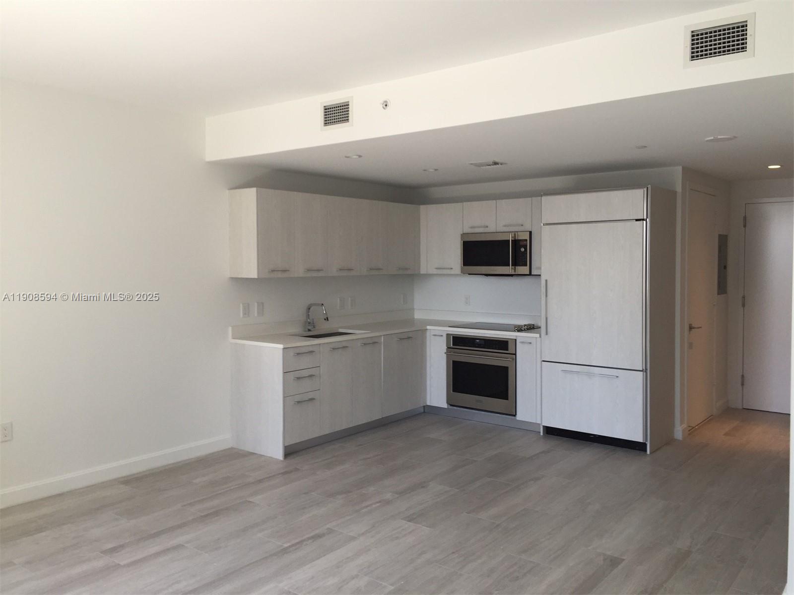 Miami Condo: 45 Southwest 9th Street