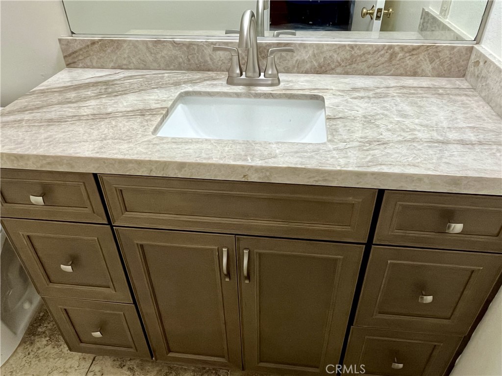 San Pedro Condo: 394 Miraleste Drive