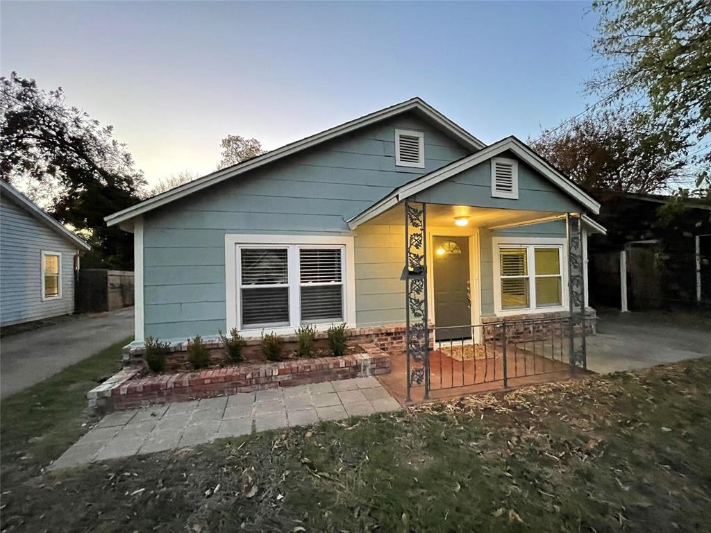 River Oaks Condo: 611 Harrisdale Avenue