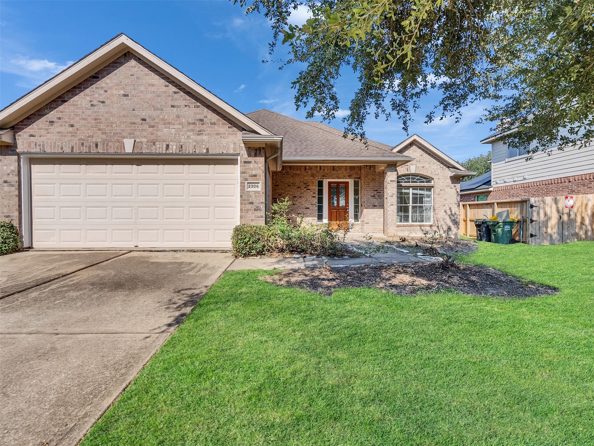 Pearland Condo: 2306 Diamond Springs Drive