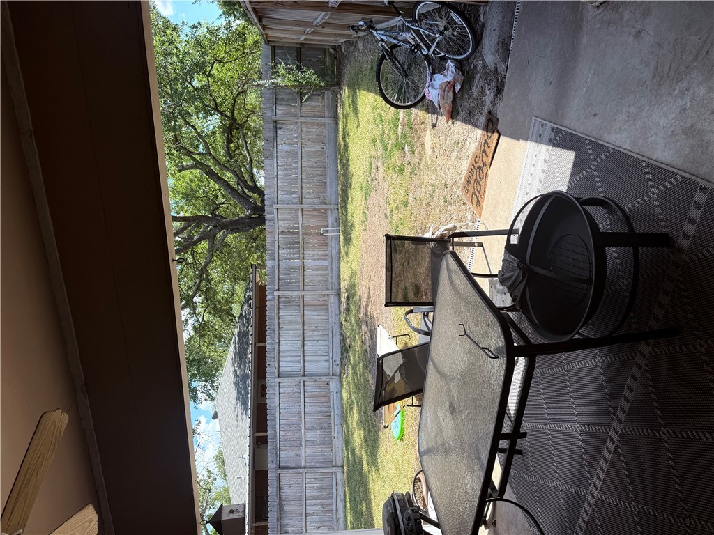 College Station Condo: 900 Winding Road