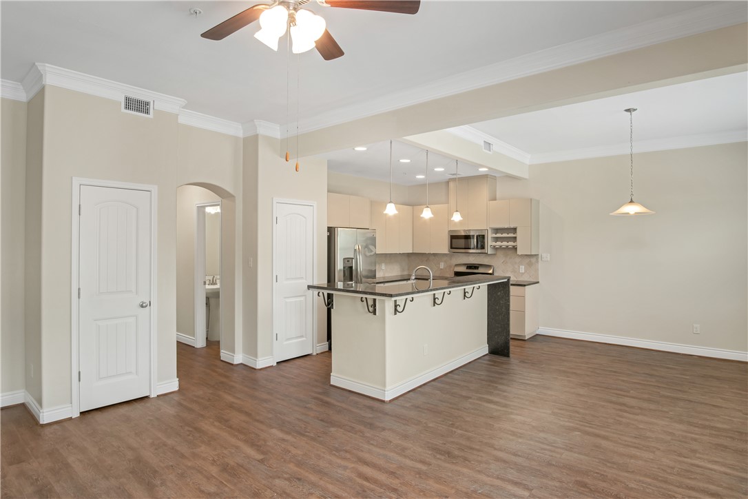 College Station Condo: 218 Sterling Street