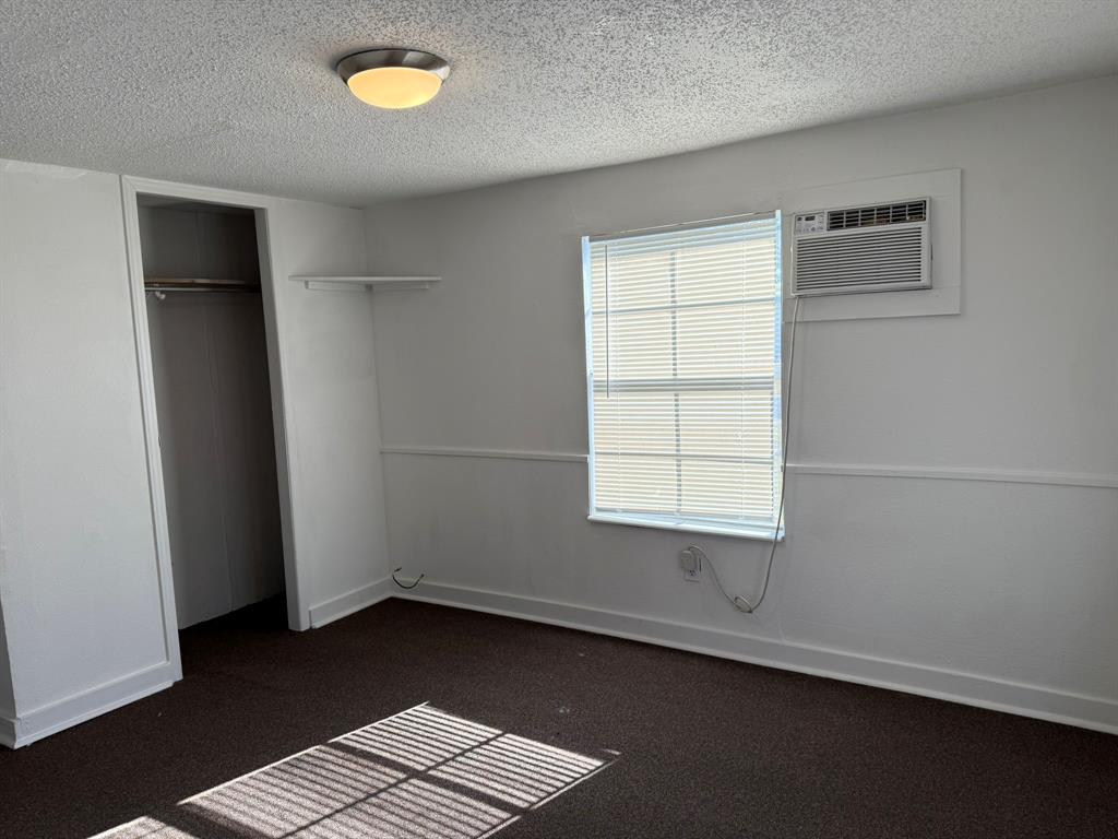 Burleson Condo: 10604 County Road 1020