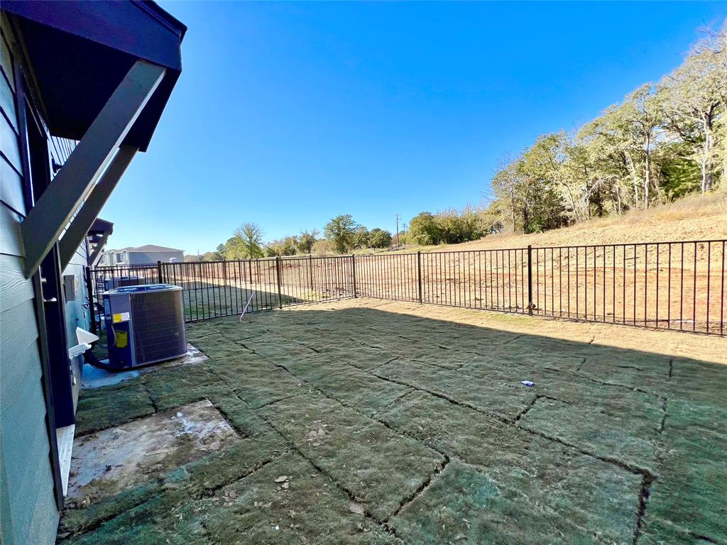 Burleson Condo: 3501 East Renfro Street