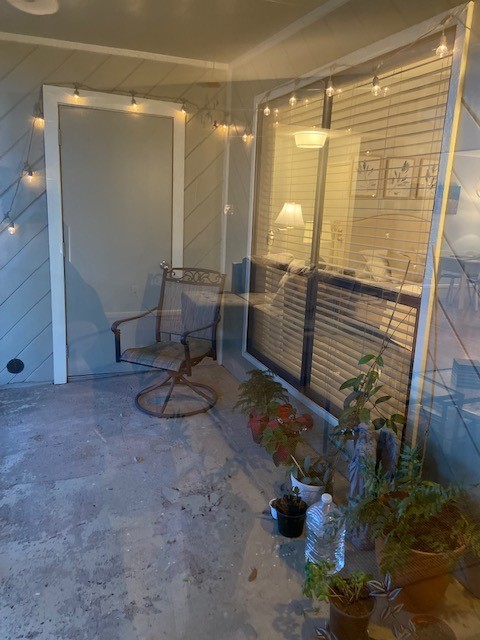 Houston Condo: 8100 Cambridge Street