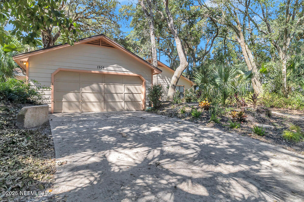 Atlantic Beach Condo: 1908 Sea Oats Drive