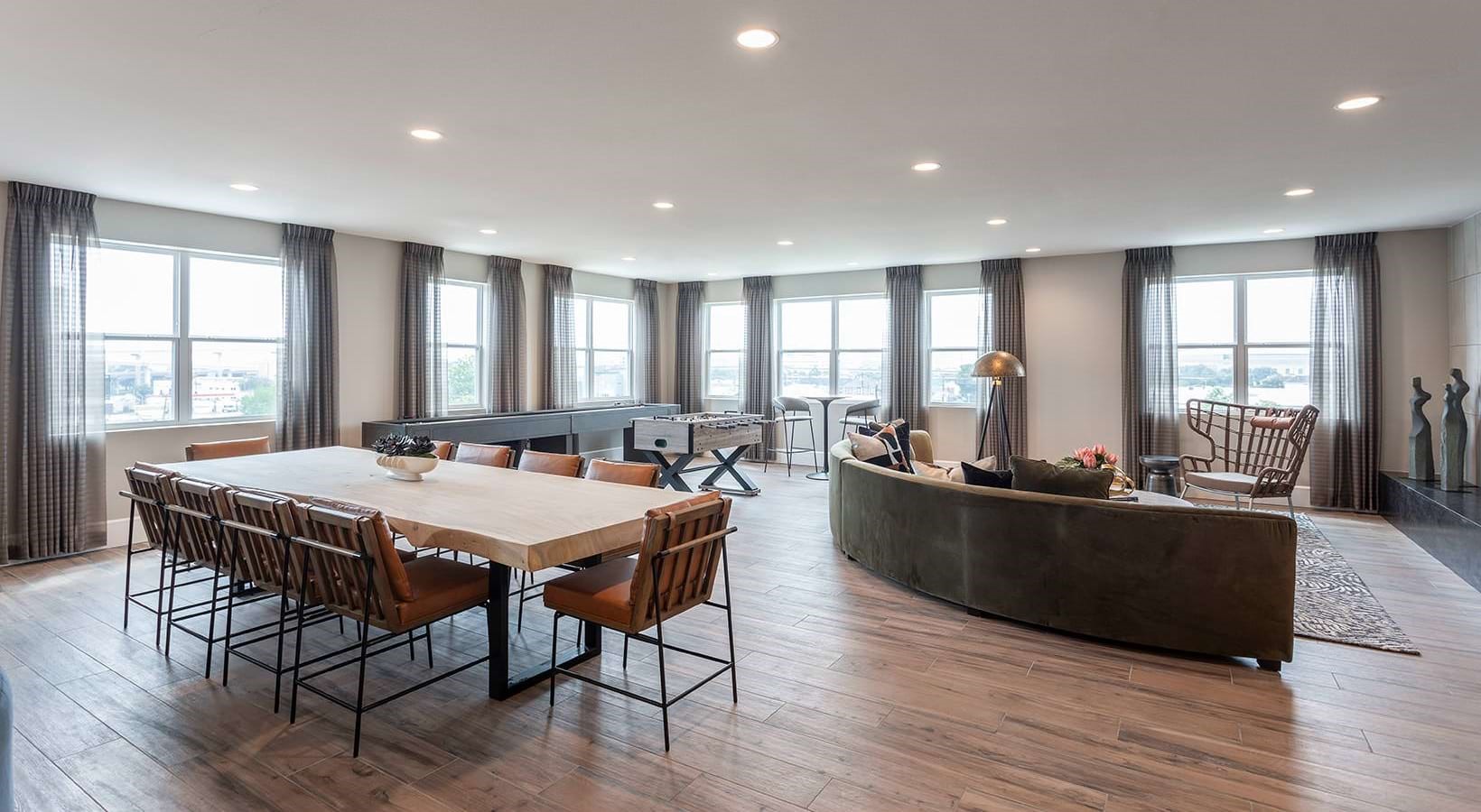 Houston Condo: 2425 Bell Street