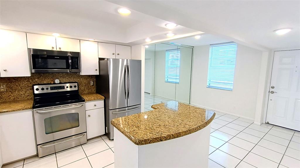 Pompano Beach Condo: 777 South Federal Highway
