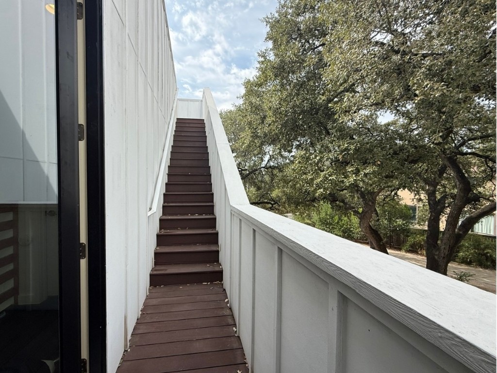 Austin Condo: 1208 Woodland Avenue