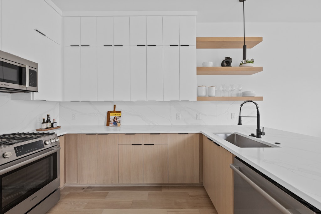 Austin Condo: 1409 Valleyridge Drive