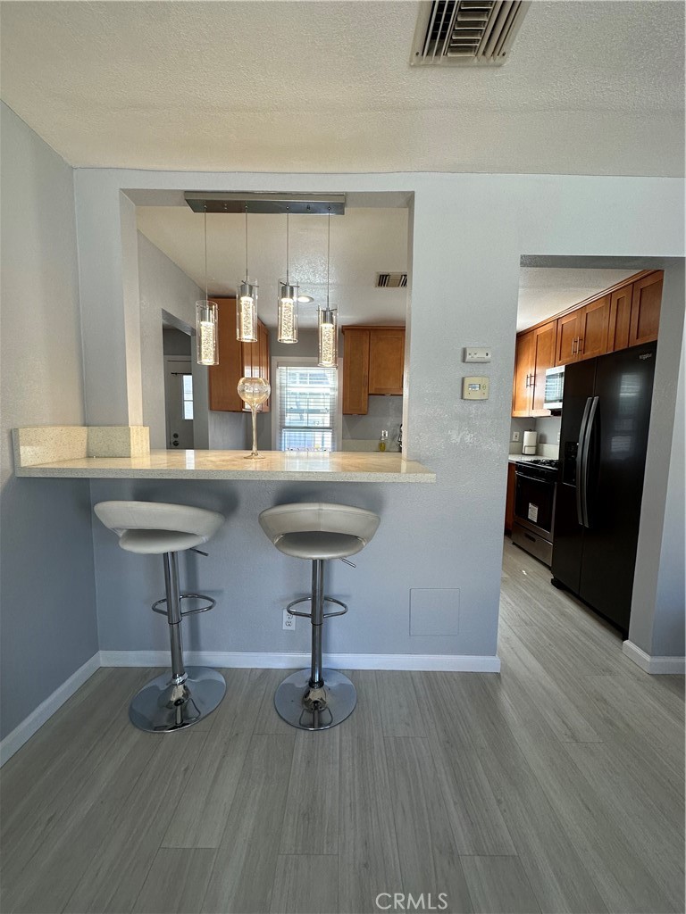 Inglewood Condo: 226 East Tamarack Avenue