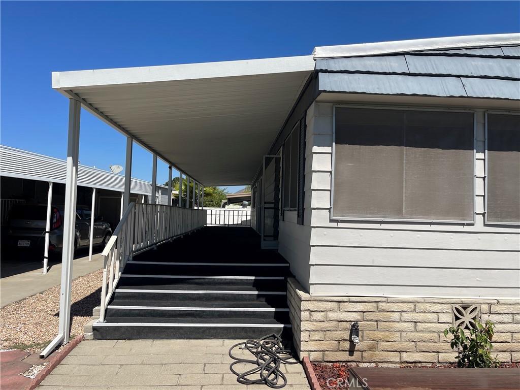 San Jacinto Condo: 2230 Lake Park