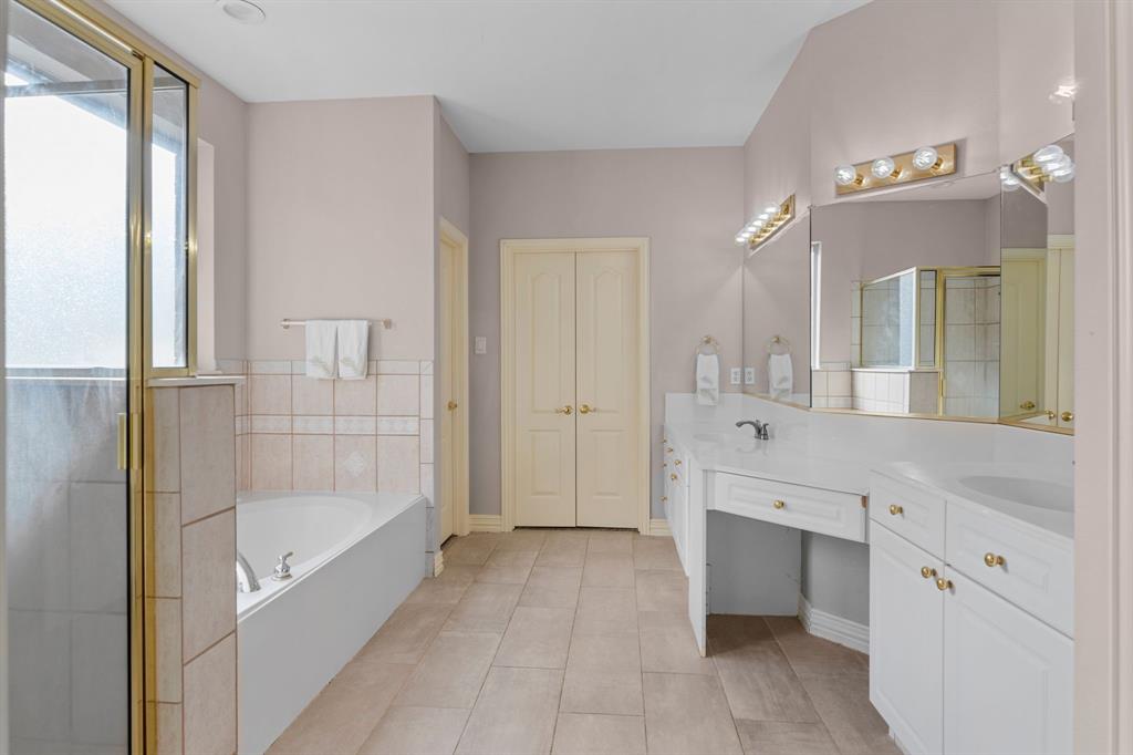 Trophy Club Condo: 2 Shields Court