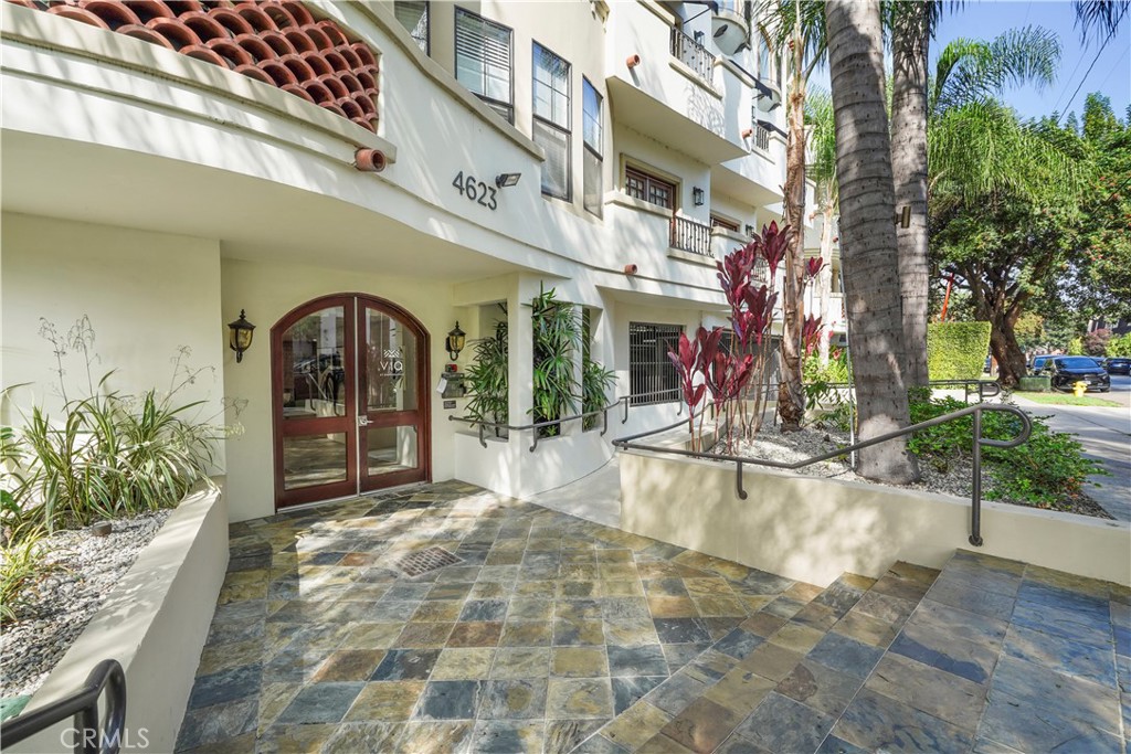 Sherman Oaks Condo: 4623 Willis Avenue