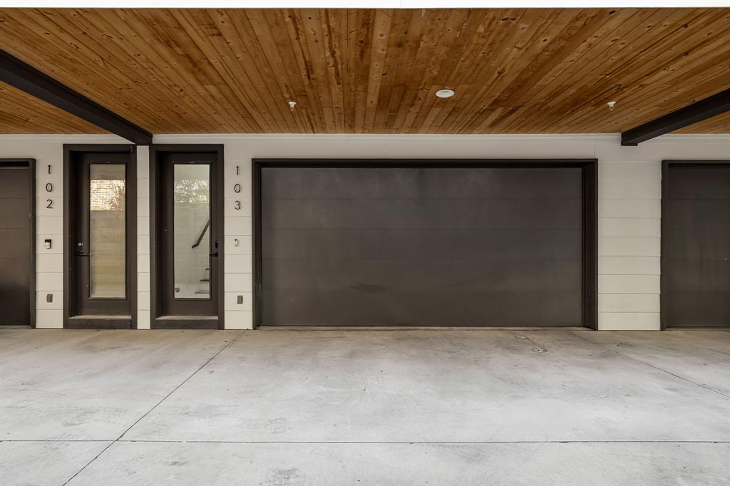 Dallas Condo: 2317 Moser Avenue