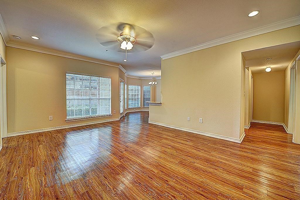 Houston Condo: 1919 Post Oak Park Drive