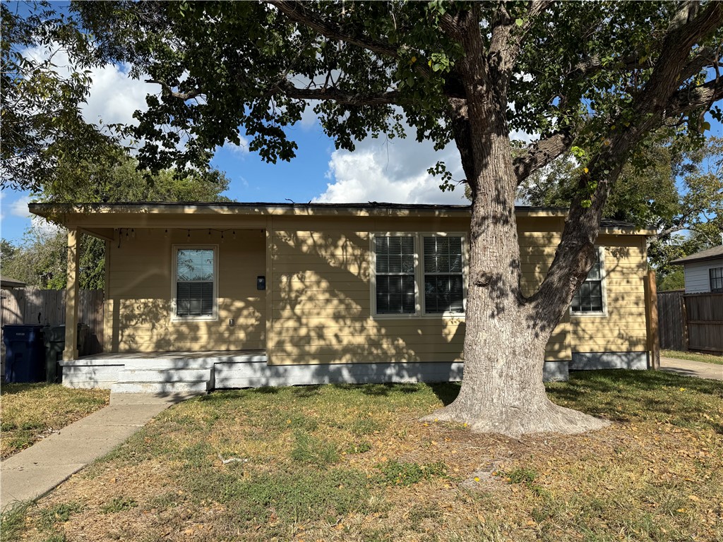 Corpus Christi Condo: 1225 Maryland Drive