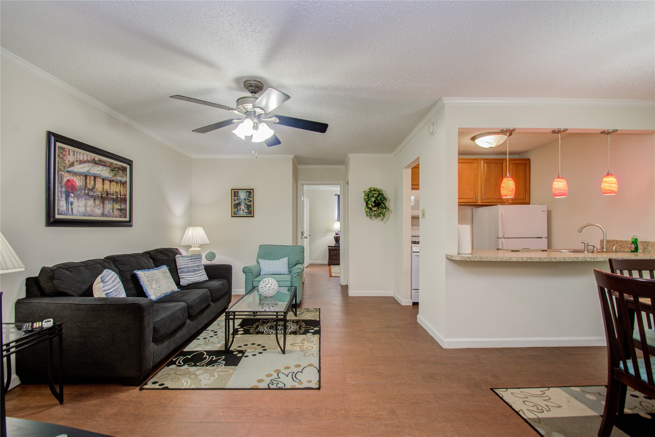 Houston Condo: 4727 West Alabama Street