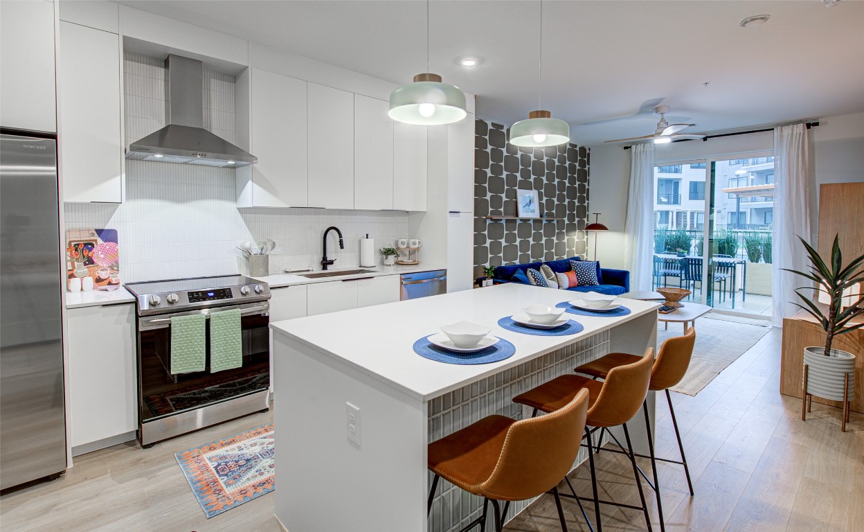 Austin Condo: 1701 Simond Avenue