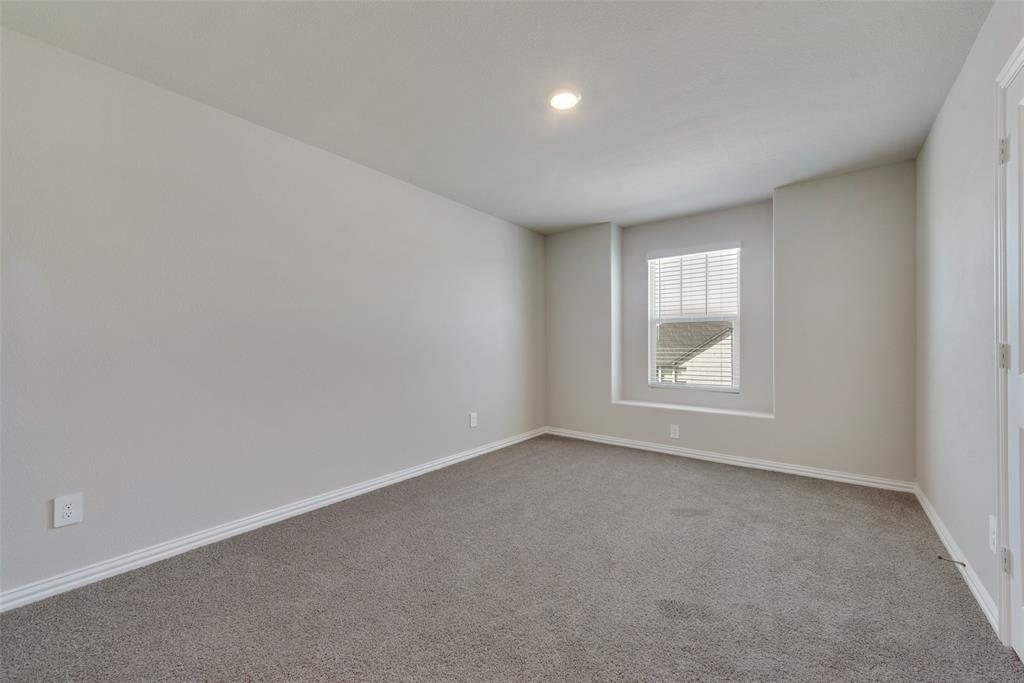 McKinney Condo: 401 Cottage Wood Drive