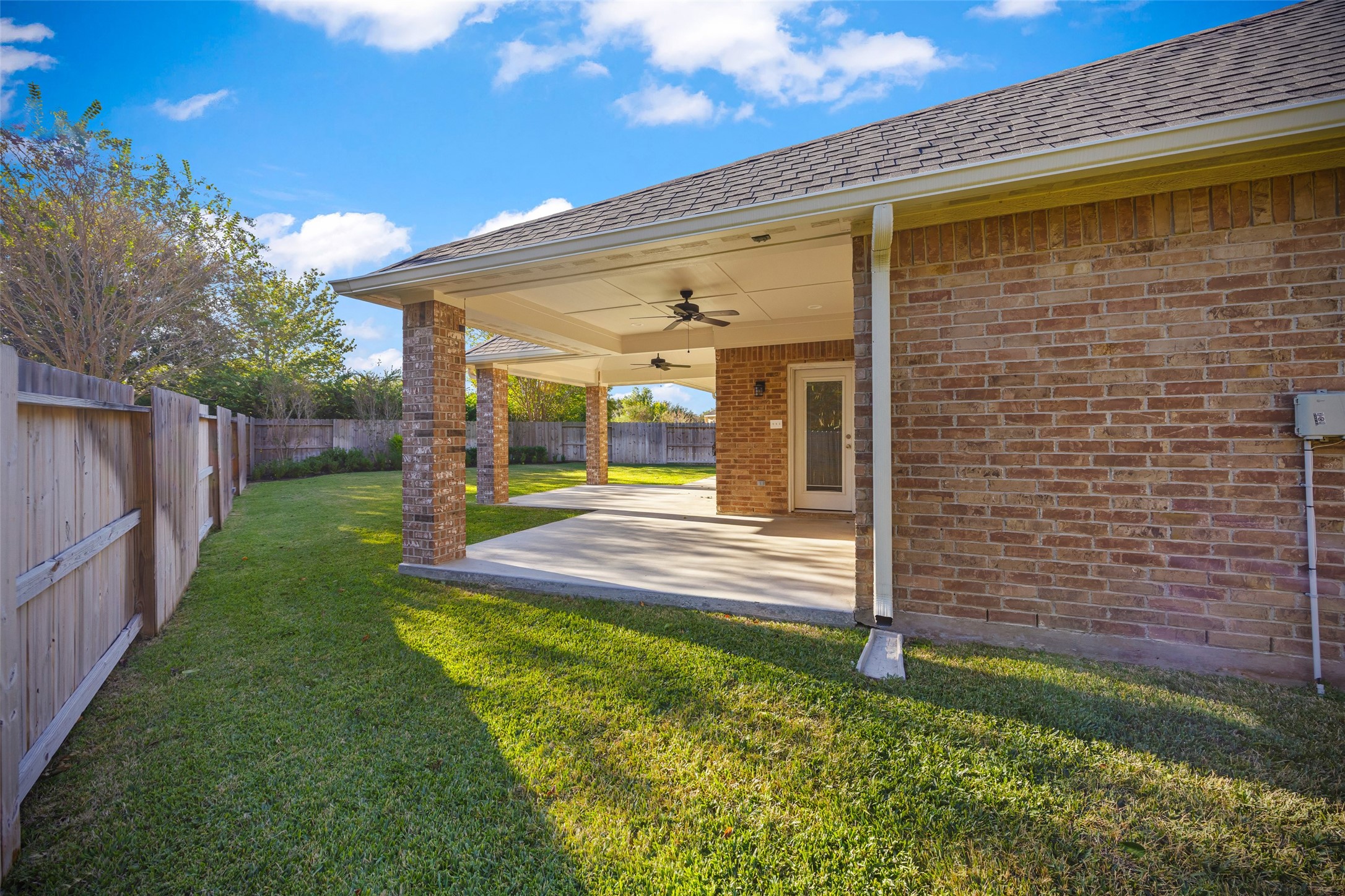 Cypress Condo: 12322 West Elizabeth Shore Loop