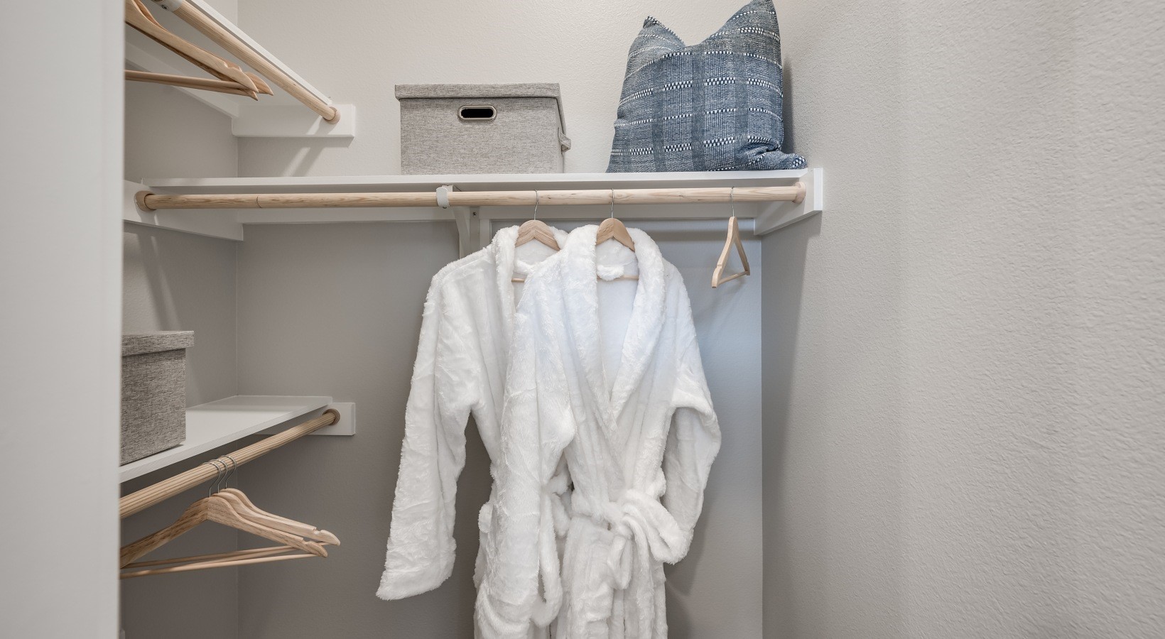 Cypress Condo: 10503 Peek Road