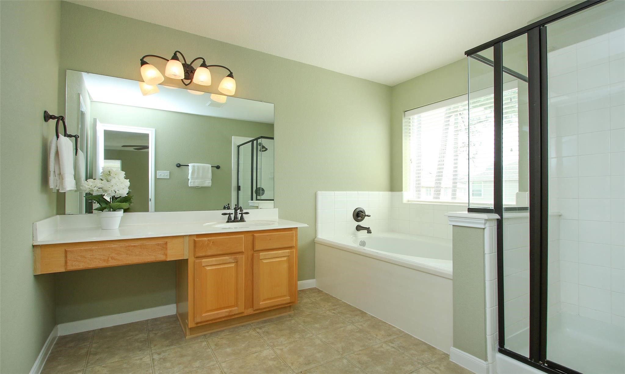 Tomball Condo: 16044 Sweetwater Fields Lane