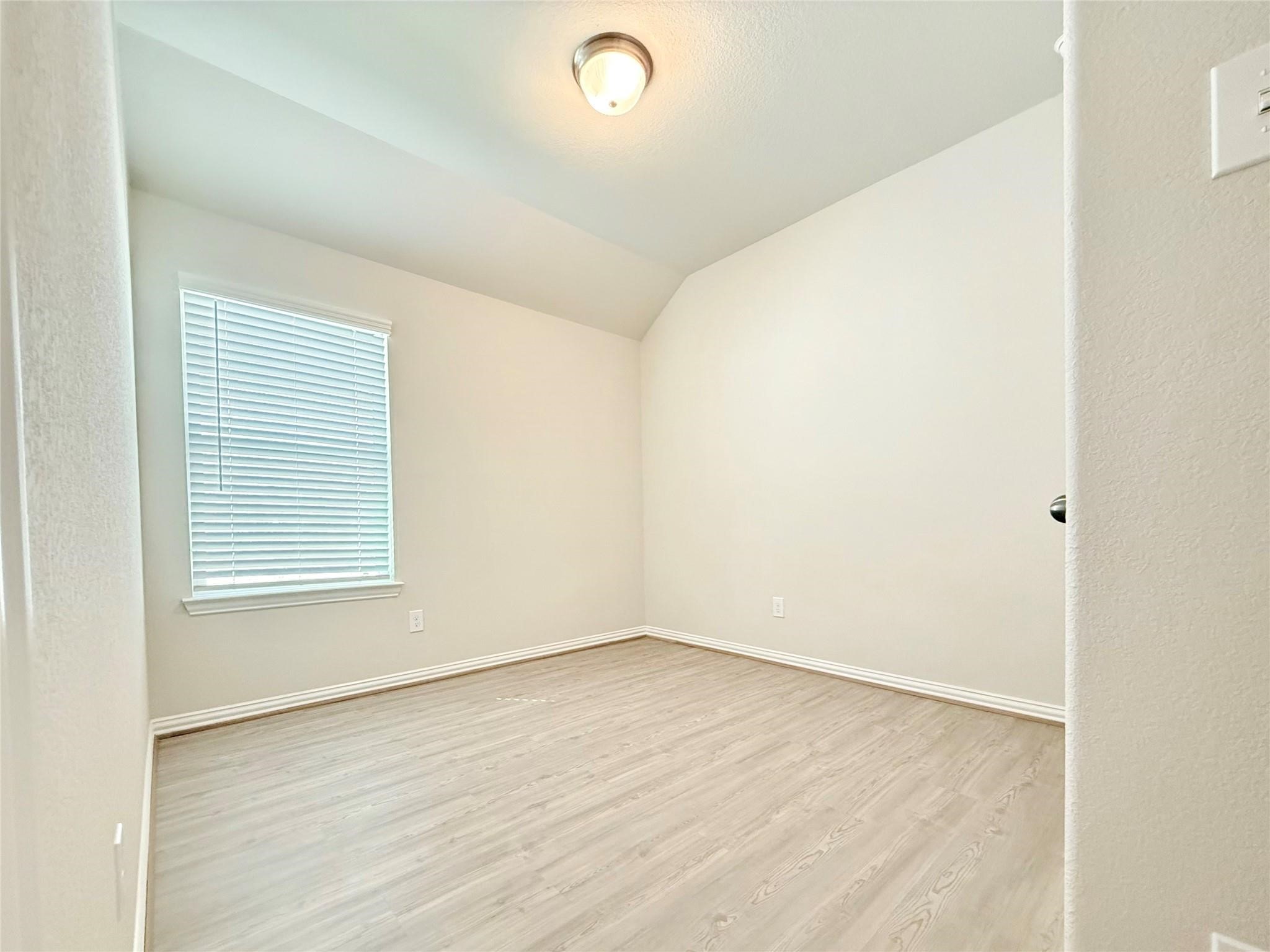 Tomball Condo: 22858 Ephesus Avenue