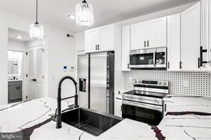 Philadelphia Townhome: 2054 N 2nd St