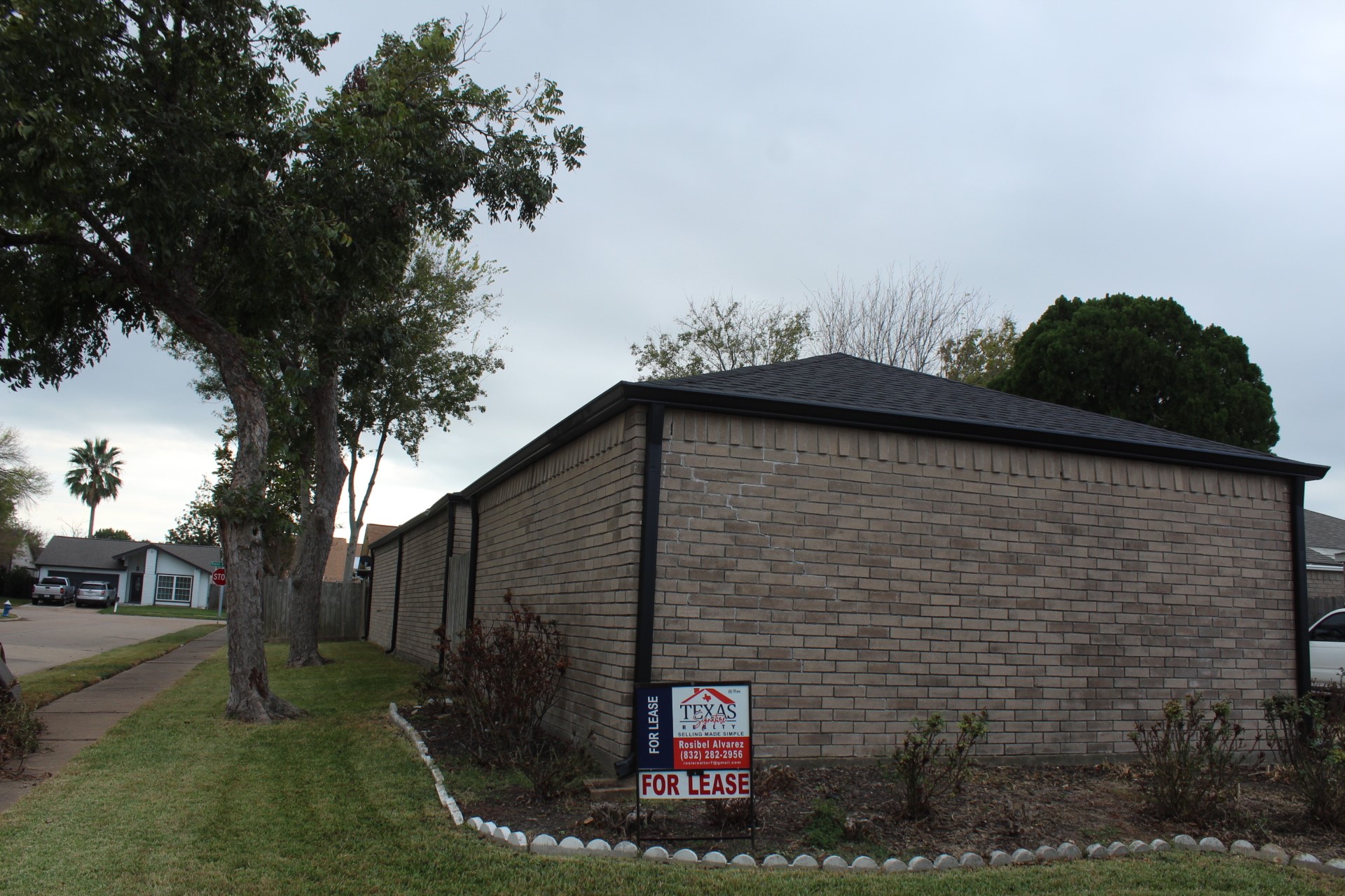 Houston Condo: 11303 Windmark Drive