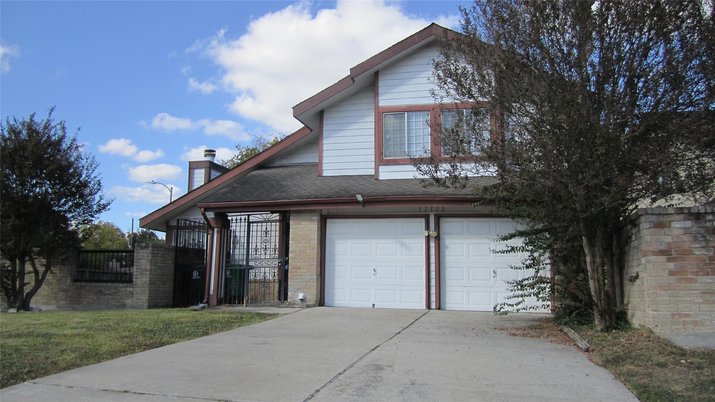 Houston Condo: 12122 Kemerton Drive