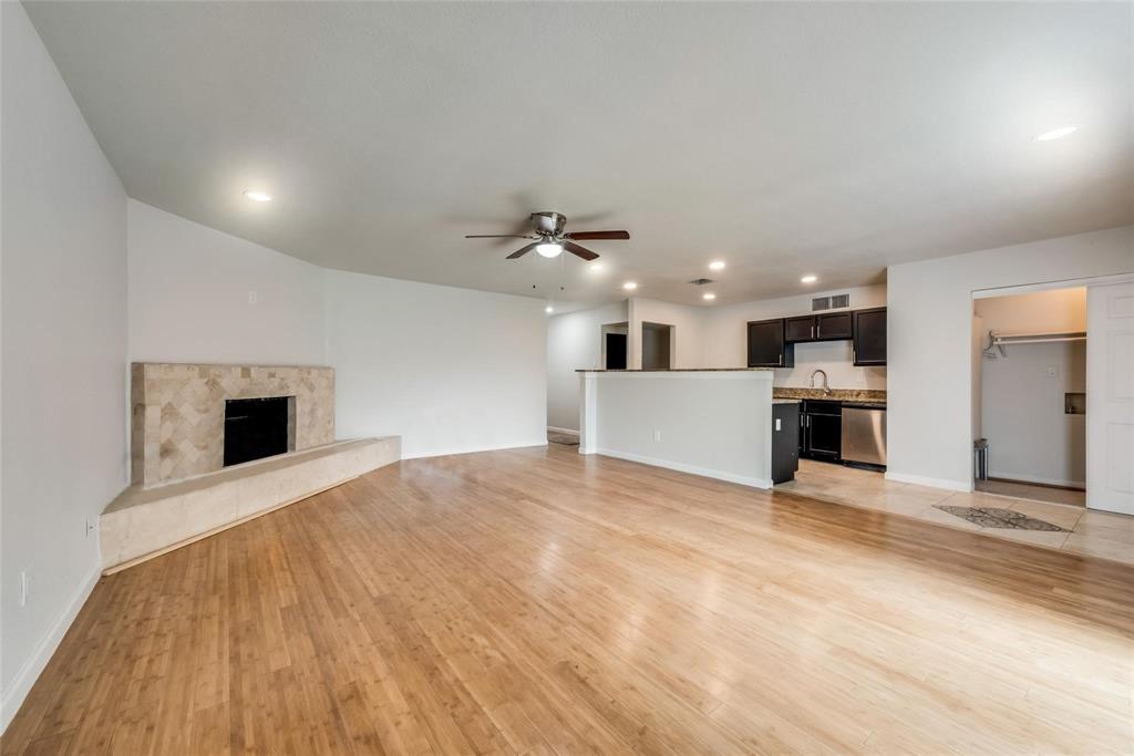 The Colony Condo: 5212 Kisor Drive