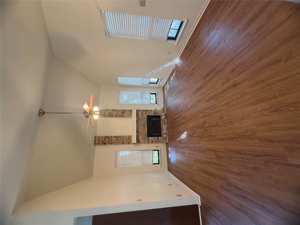 Lockhart Condo: 728 West San Antonio Street